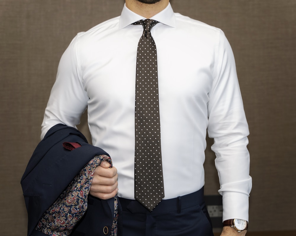 Man wearing a classic shirt